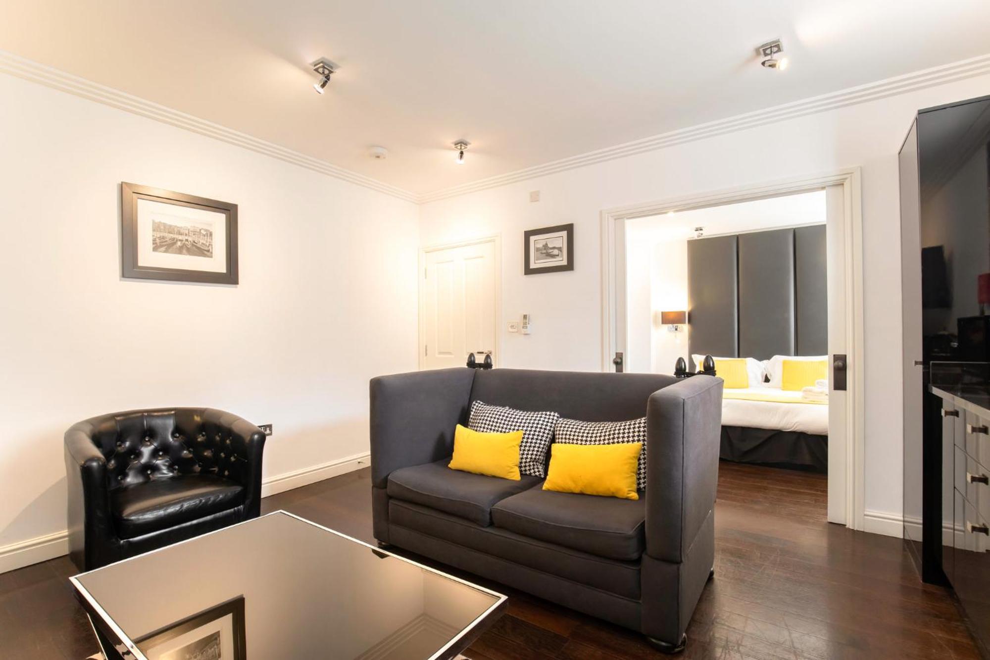 Strozzi Palace Suites By Mansley Cheltenham Zewnętrze zdjęcie