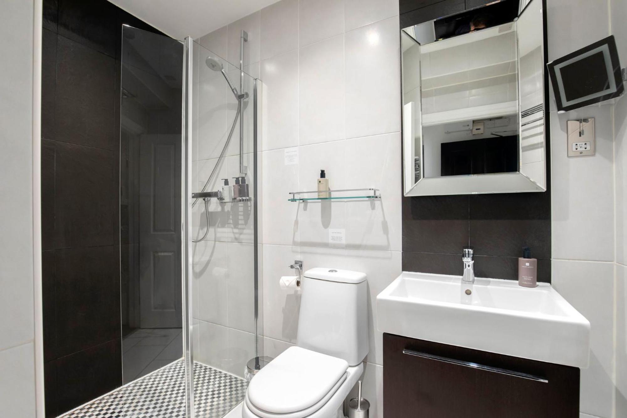 Strozzi Palace Suites By Mansley Cheltenham Zewnętrze zdjęcie