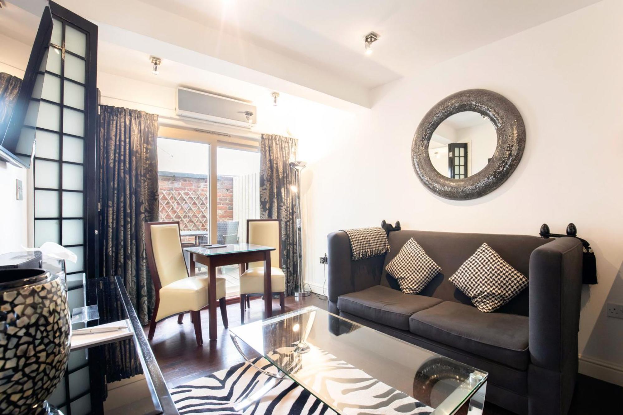 Strozzi Palace Suites By Mansley Cheltenham Zewnętrze zdjęcie