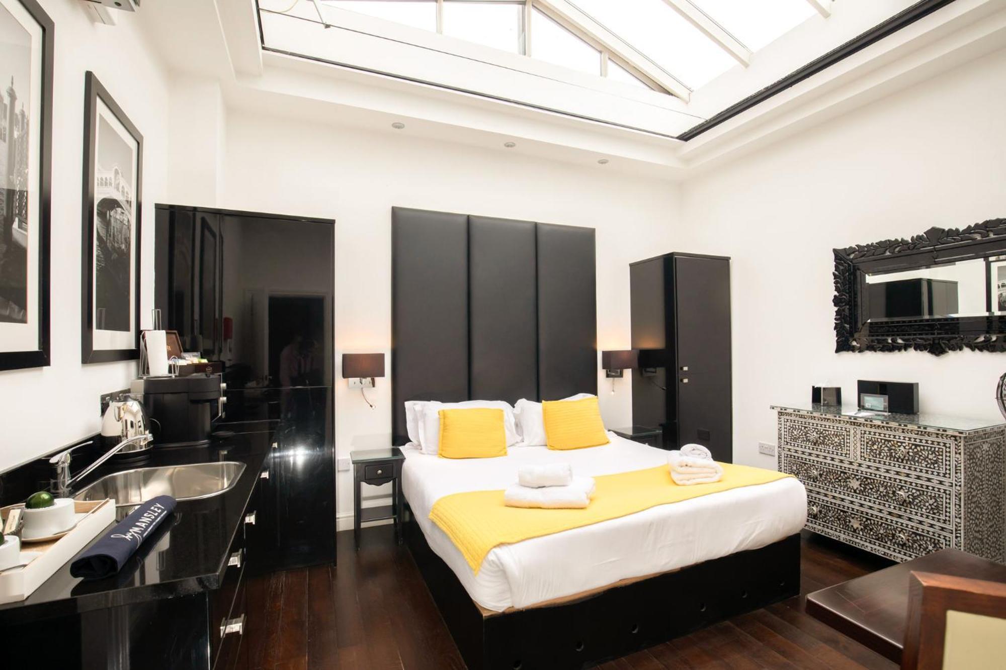 Strozzi Palace Suites By Mansley Cheltenham Zewnętrze zdjęcie
