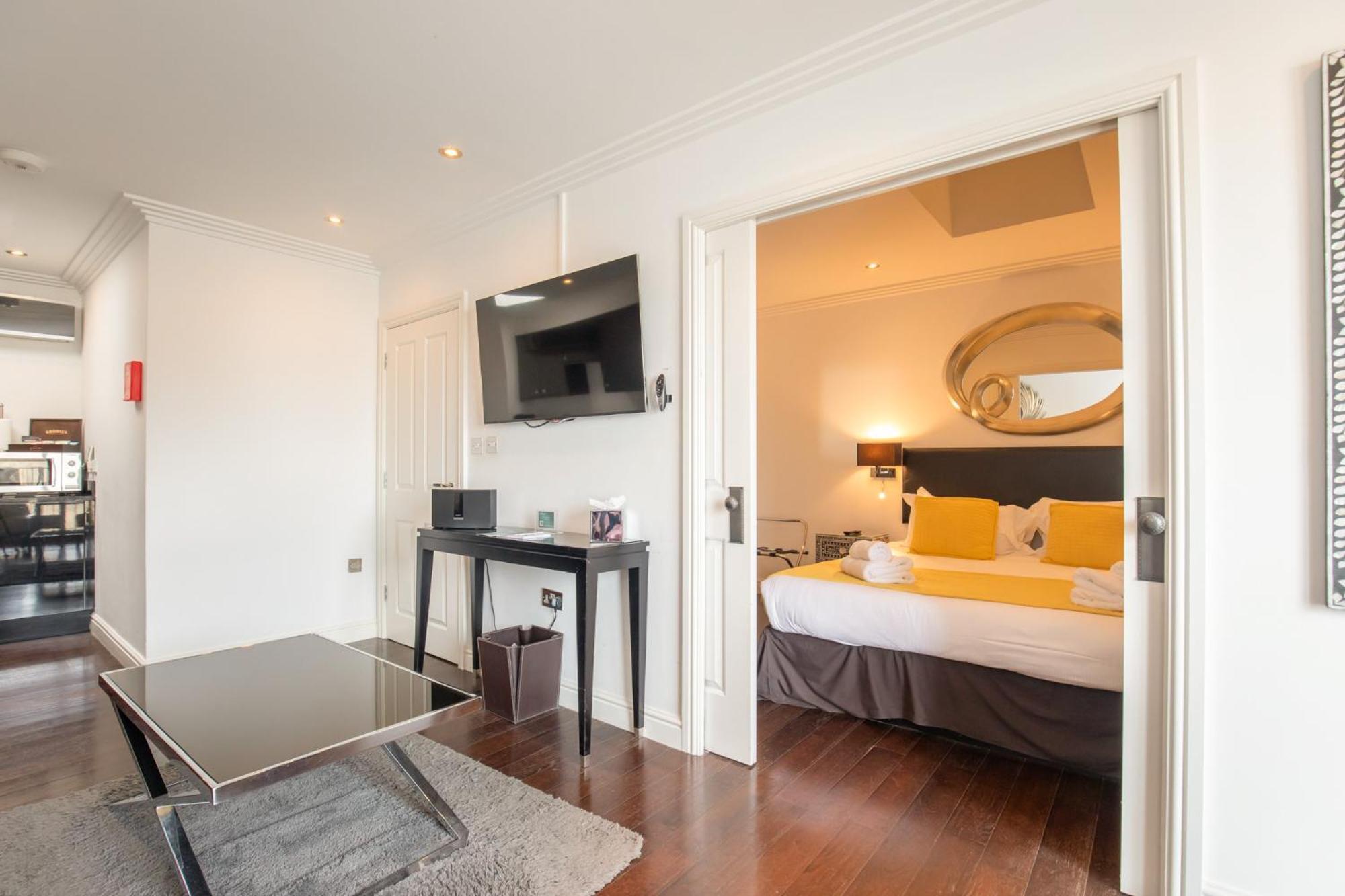 Strozzi Palace Suites By Mansley Cheltenham Zewnętrze zdjęcie