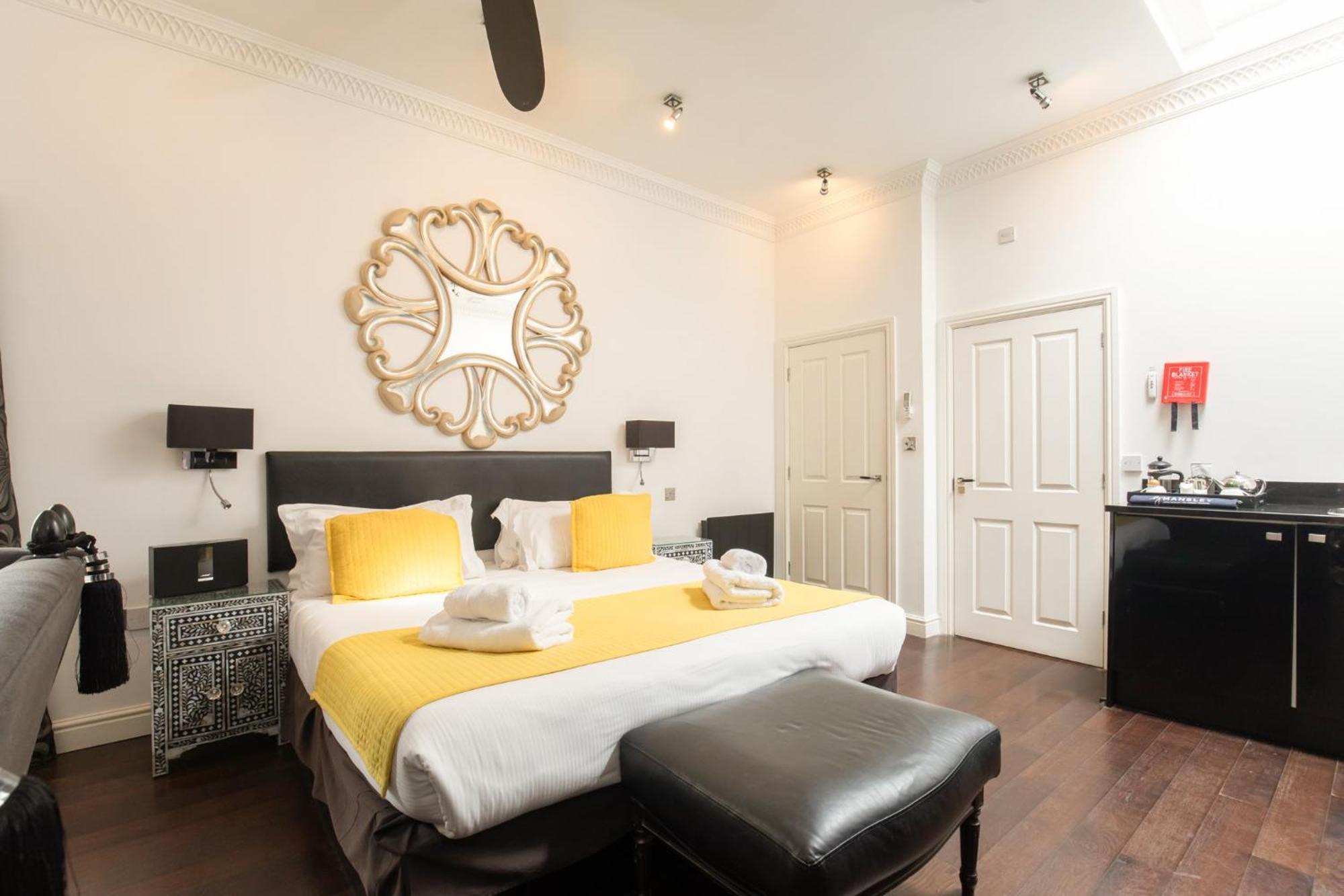 Strozzi Palace Suites By Mansley Cheltenham Zewnętrze zdjęcie